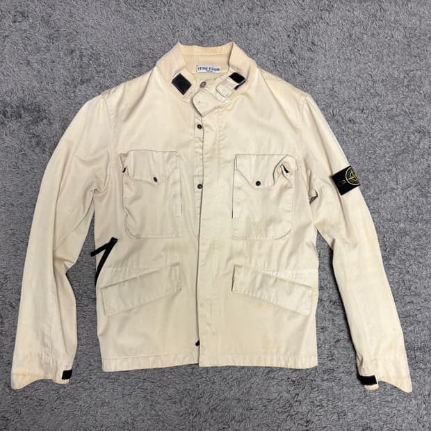 스톤 아일랜드 방수 자켓 105