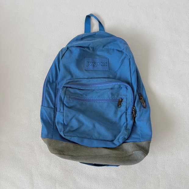 잔스포츠(JANSPORT) 백팩(하단 스웨이드)