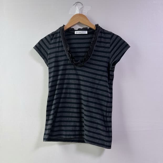 sacai luck charcoal stripe top