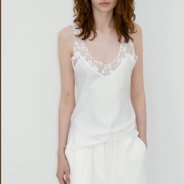 새상품) Ribbonbit 리본빛 Carla sleeveless