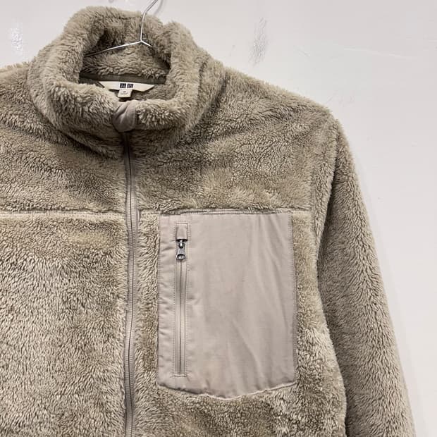 유니클로 체스트포켓 하이넥 모헤어 플리스