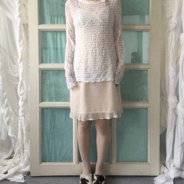 Lace sleeve