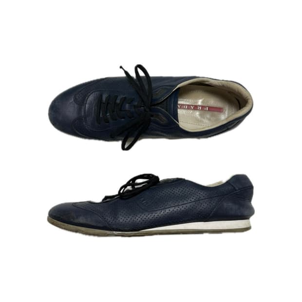 프라다 퍼퍼레이티드 레더 스니커즈 uk9