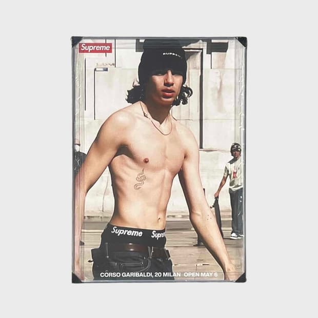 슈프림 포스터 정품 (액자포함) 밀란 스토어 Supreme
