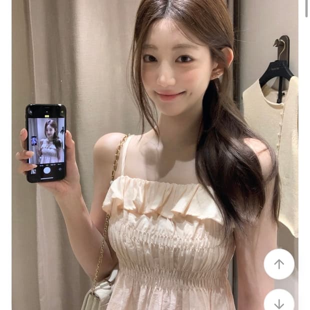 제니오 에떼 프릴 탑