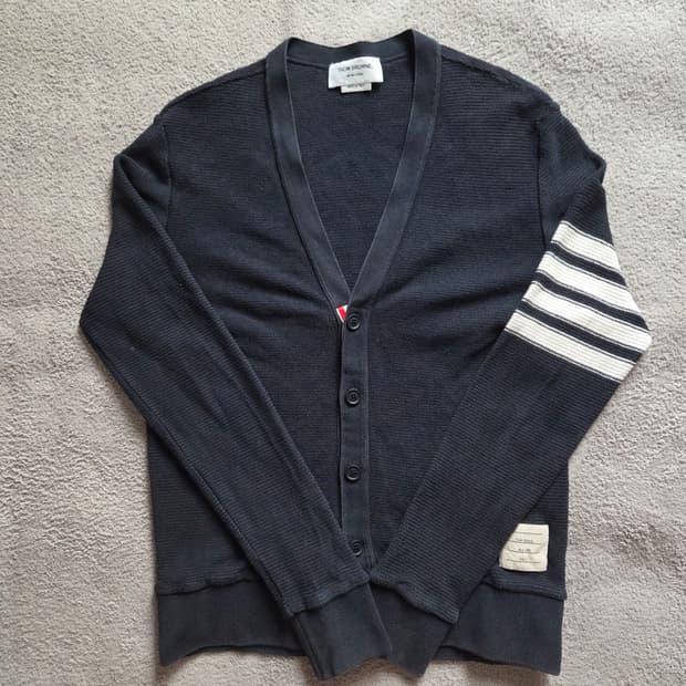 [정품] 톰브라운 라셀 스티치 사선 가디건