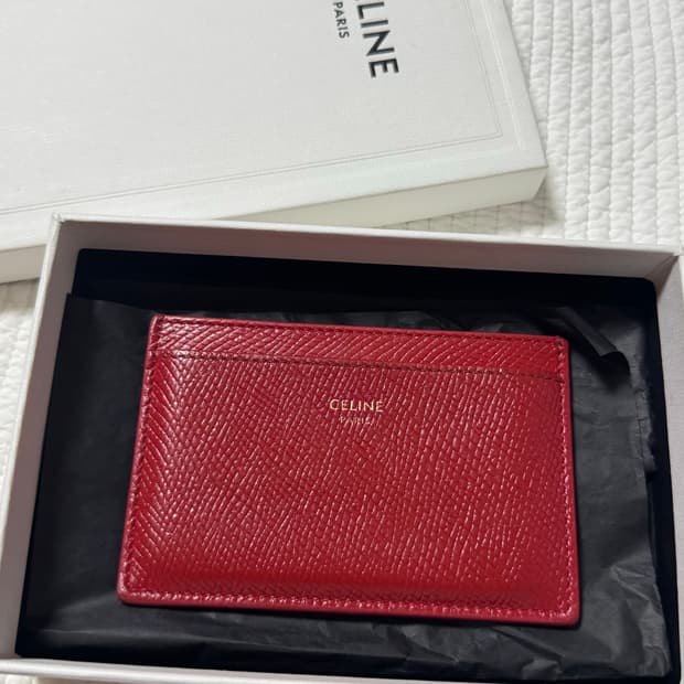 셀린느 카드지갑 판매합니다