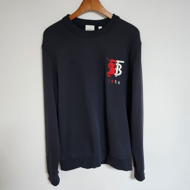 [S] 버버리 네이비 컨트라스트 로고 맨투맨 8022310