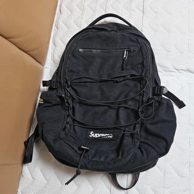 슈프림 백팩 블랙 25SS