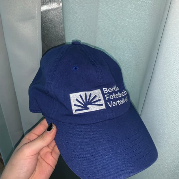 베를린포토북디스트리뷰션 캡 블루