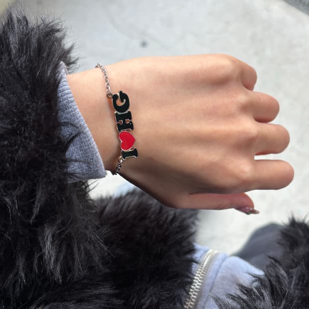 히스테릭글래머 로고 팔찌