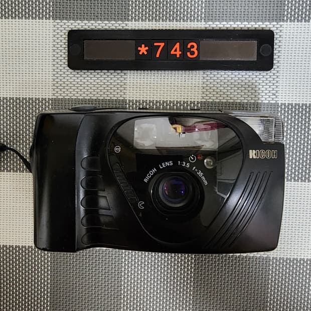 신도리코 FF-9D 데이터백 필름카메라