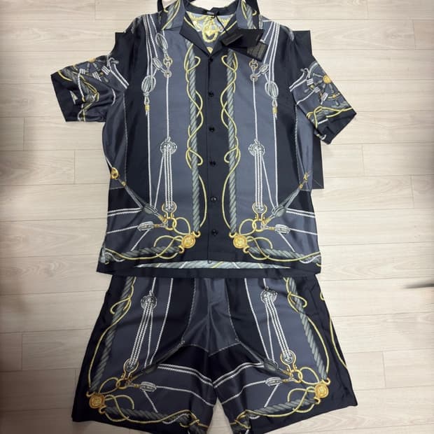 VERSACE 베르사체 실크 셔츠+반바지 셋업