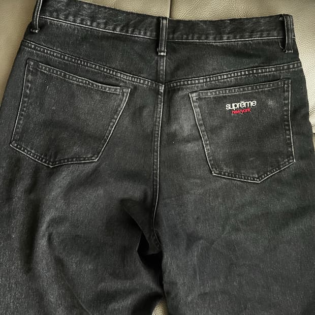 슈프림 24fw 배기진 블랙 32사이즈