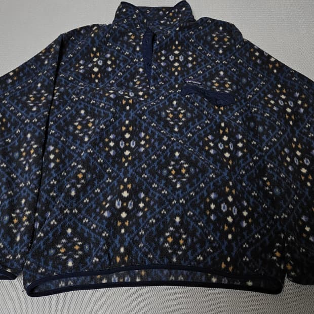 파타고니아 신칠라 빈티지신칠라 아즈텍 L 네이비