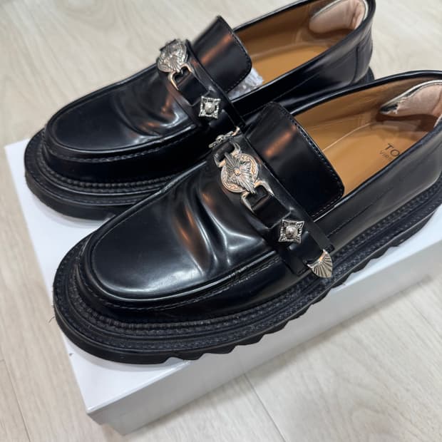 토가 비릴리스 샤크 로퍼 43