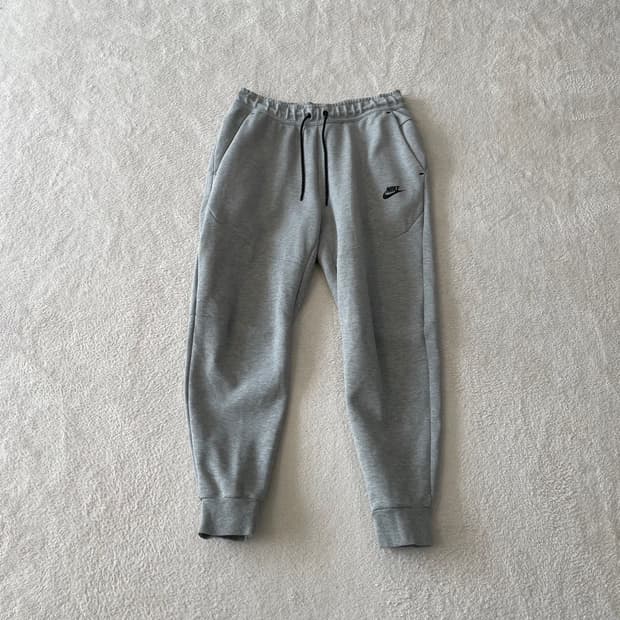 L 나이키 신형 테크팩 바지