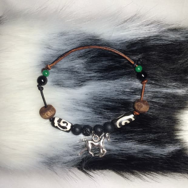 [02] 핸드메이드 말 팔찌