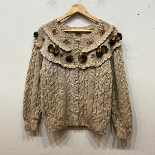 AIR SECTION JPN 모리걸 아플리케 퓨어울 케이블 가디건 