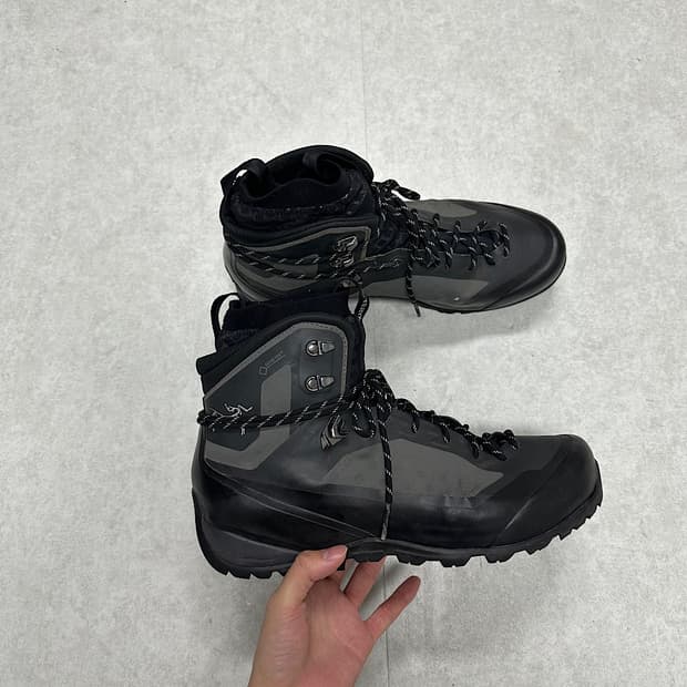 아크테릭스 미드 보아 gtx 하이킹 부츠