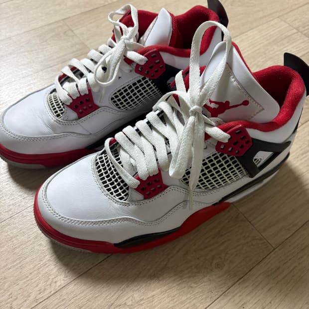 255)나이키 에어조던4 레트로 파이어레드