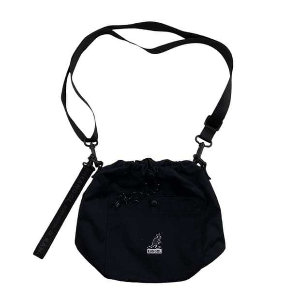 캉골 블랙 드로우스트링 크로스백