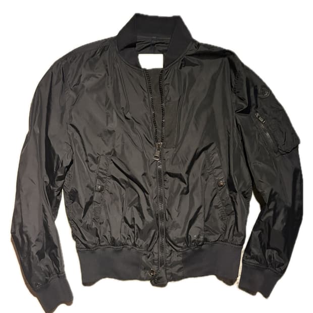 몽클레어 ma1 자켓