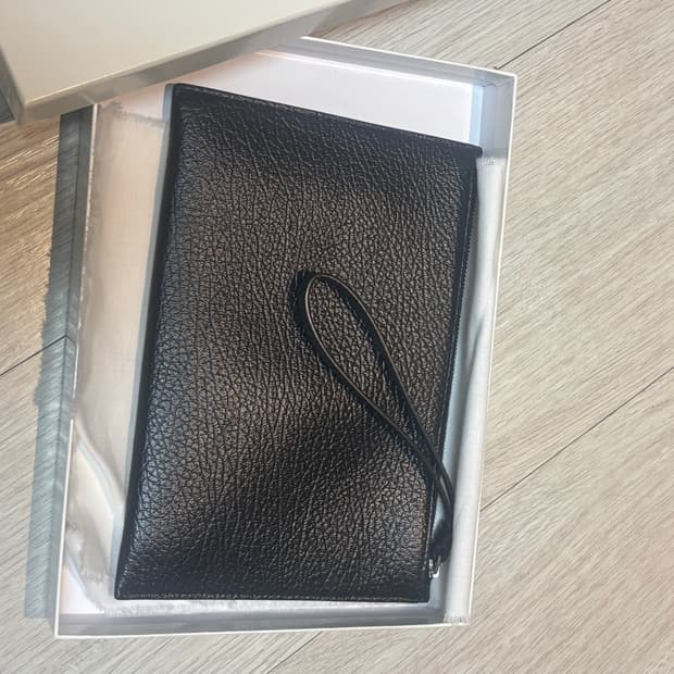 메종마르지엘라 클러치