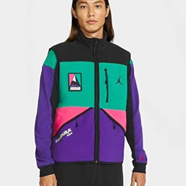 나이키 조던 마운틴사이드 폴라텍 베스트 S-M