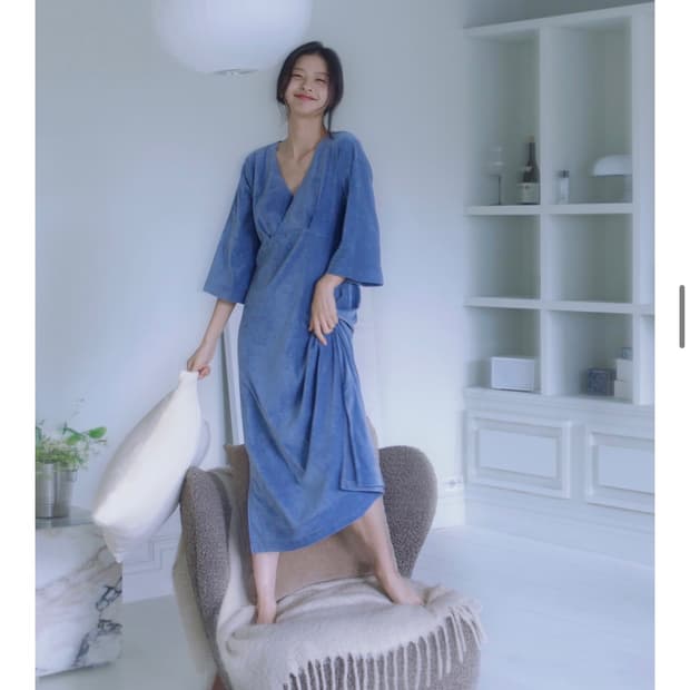 마스준 room no.305 frida blue원피스