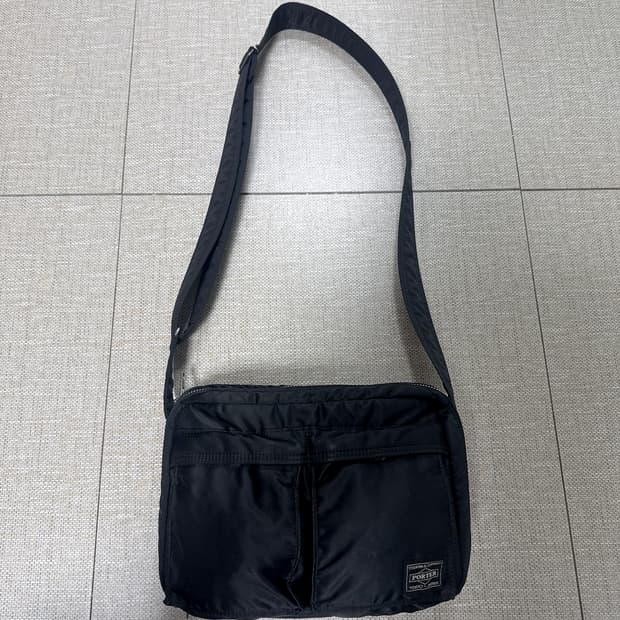 요시다포터 탱커 숄더백 스몰 블랙 S 622-76963