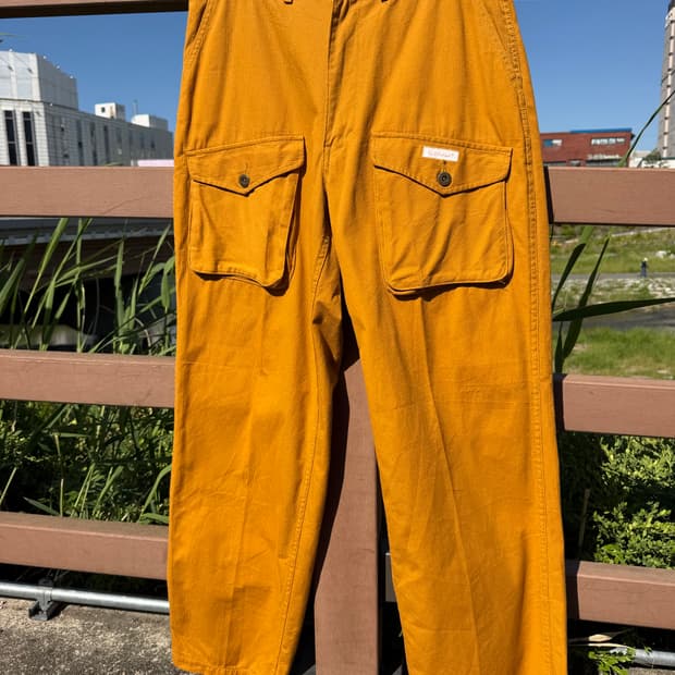 Karl Helmut Mustard (32, Made In Japan)