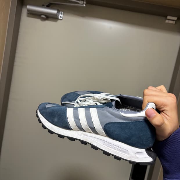 아디다스 레이서 1