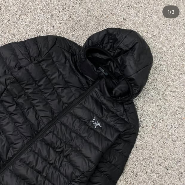 아크테릭스 경량패딩