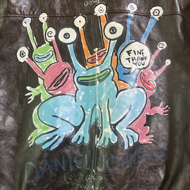 디스이즈네버댓 x 다니엘 존스턴 프로그 레더 플라이트 자켓 다크 브라운