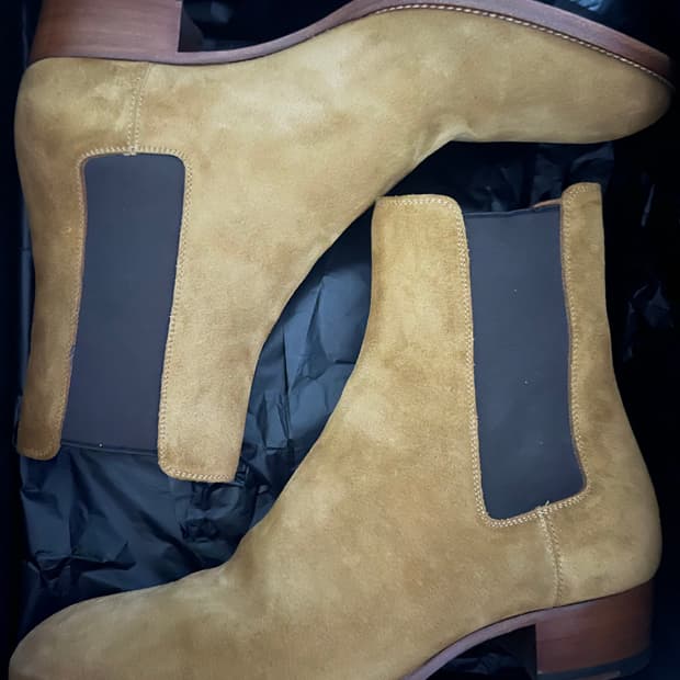 생로랑 와이어트 40 스웨이드 첼시부츠 40사이즈