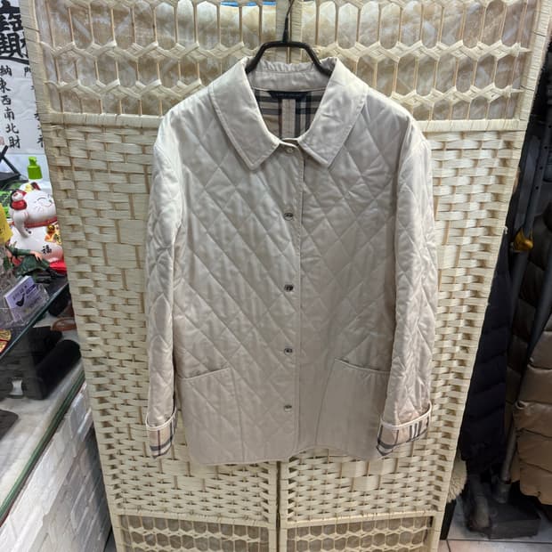 66-77 정품 버버리 누빔자켓 팝니다