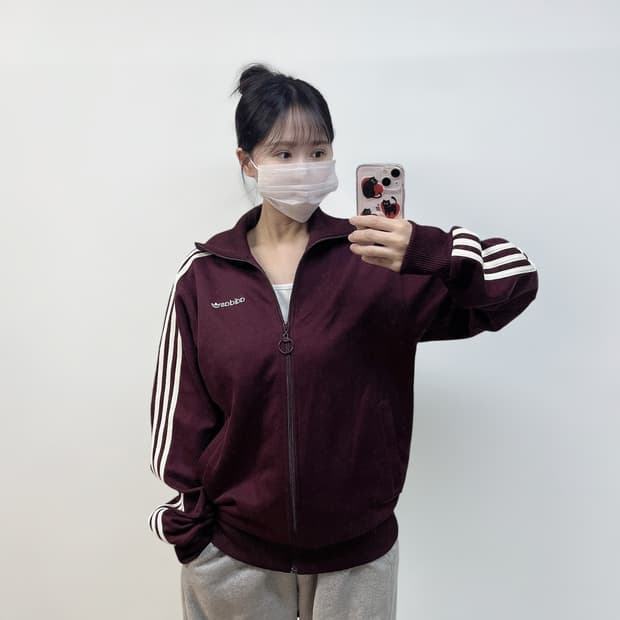 아디다스 폴라베어 트랙탑 져지 버건디