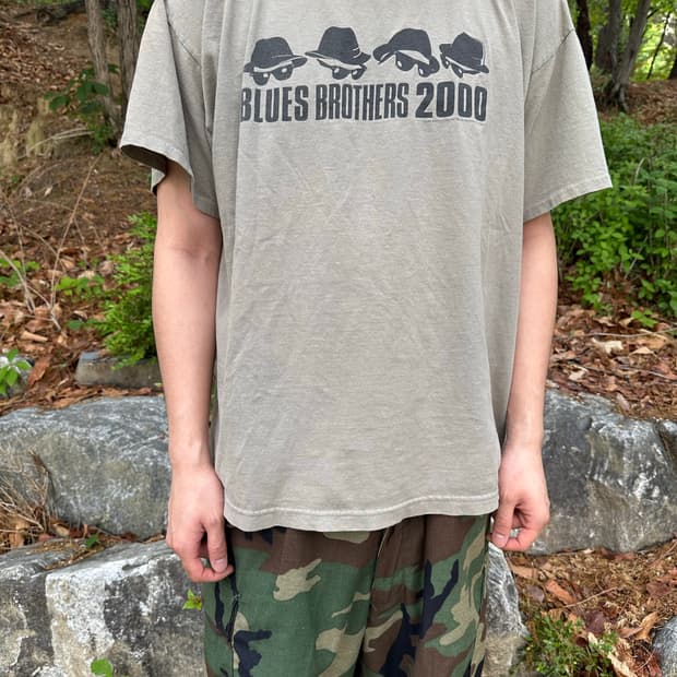 00s USA Vintage T-shirt