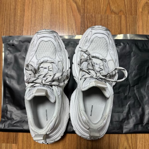 발렌시아가 6xl 화이트 (41)