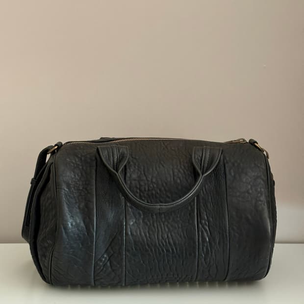 알렉산더왕 로코백 총알백 