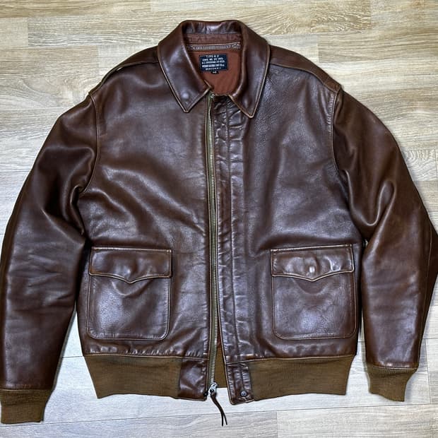 이스트맨레더 A2 호스하이드 플라이트자켓