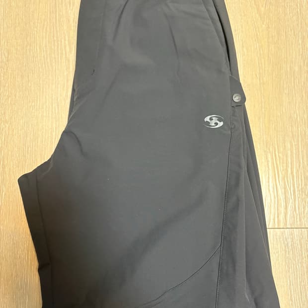 산산기어 사이드스냅팬츠 블랙 2사이즈