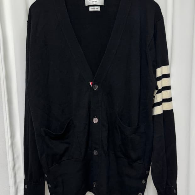 톰브라운 블랙 사선 가디건