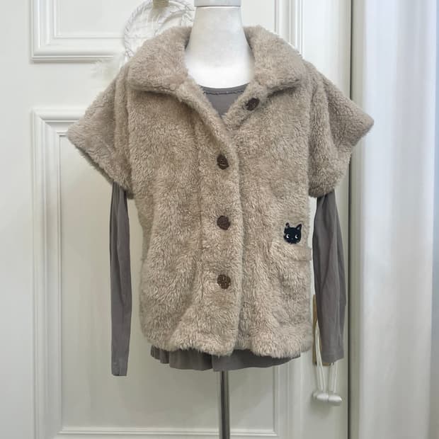 beige cat point warm fur mori vest&khaki