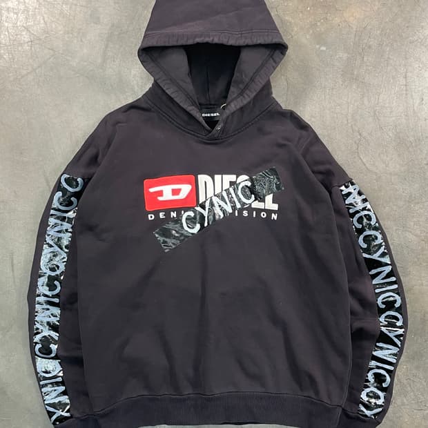 디젤 디비전 시니크 스웻후드