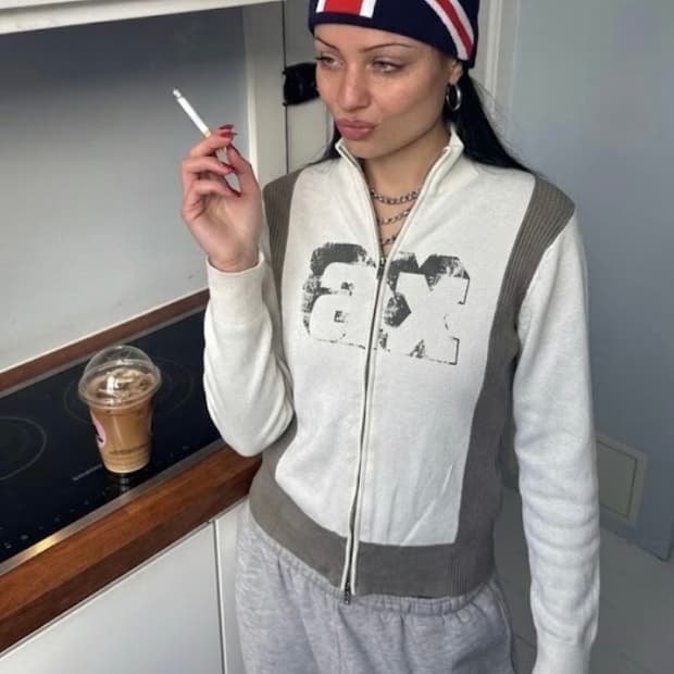 알마니익스체인지  Y2k 프린팅 하이넥 집업 자켓