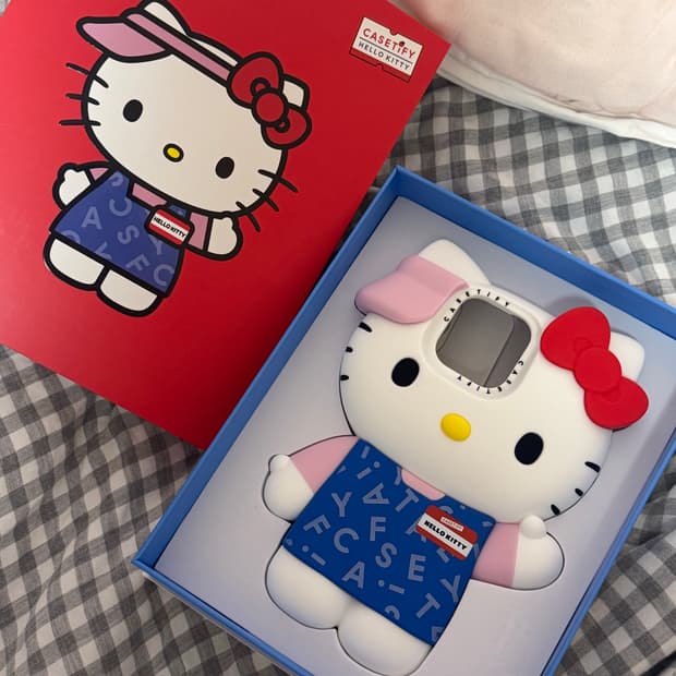 케이스티파이 아이폰 15프로 헬로키티