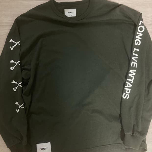 더블탭스 WTAPS 롱슬리브 팝니다