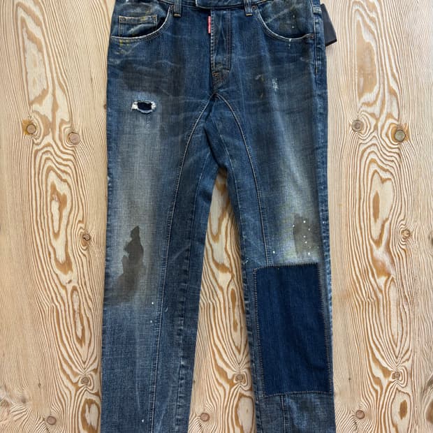 디스퀘어드2 데미지 데님 팬츠